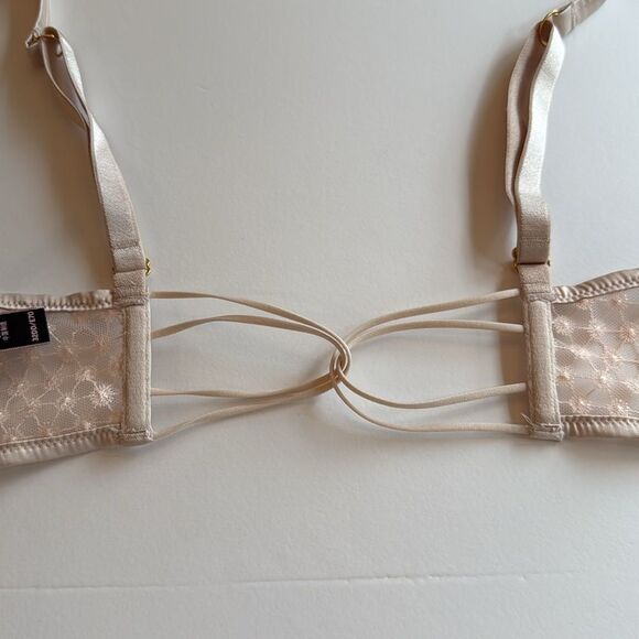 VICTORIA'S SECRET LACE UNDERWIRE BRA CREAM BEIGE OFF-WHITE SIZE 32DD FRONT CLOSE - Picture 7 of 8